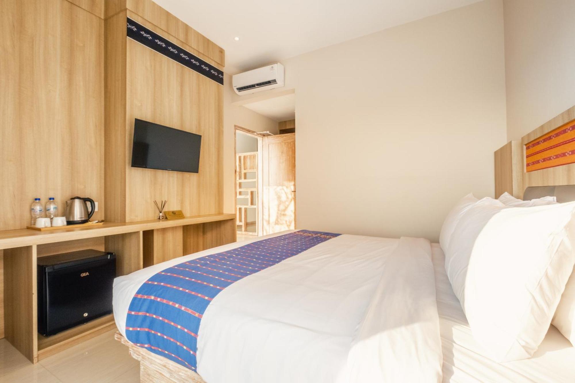 Dejavu 2.0 Hotel Bajo Komodo Labuan Bajo Exterior foto